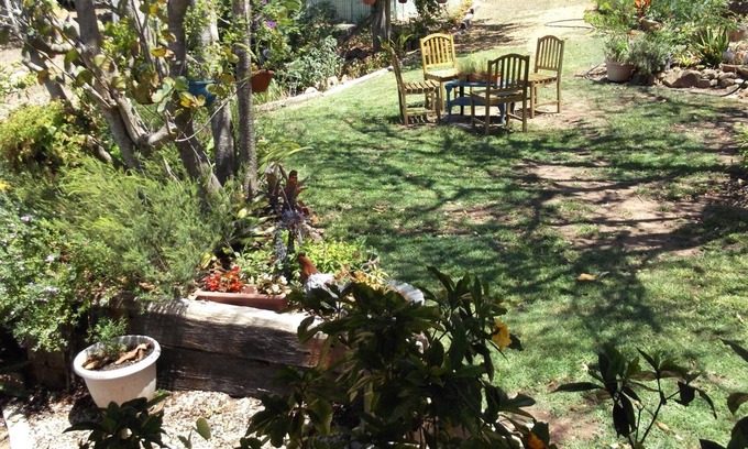 Woolooga Bed & Breakfast | Staple House Bed and Breakfast