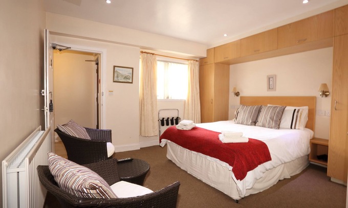 Twynholm Hotel | Star Hotel