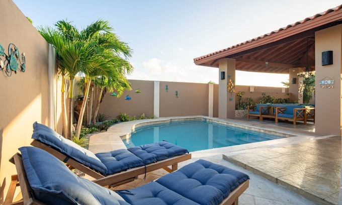Noord Villa | Star of Sea Villa - Gorgeous 4BR 3bath 3 min to beach