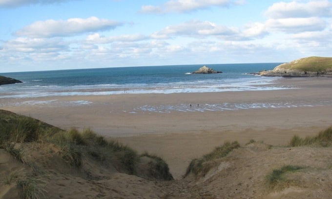 Crantock Cottage | Starfish Cottage - Crantock Beach North Cornwall sleeps 8, parking for 2 cars