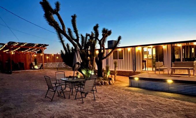 Meadview House | Stargaze Spectacular Views Grand Canyon