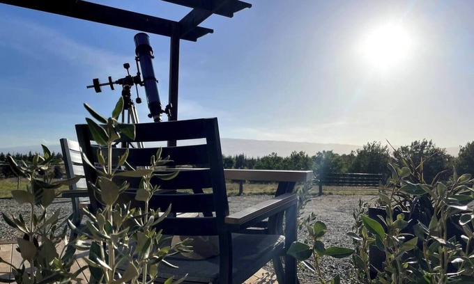Clyde Cabin | Stargazer Cabin luxe studio nr Clyde inc breakfast