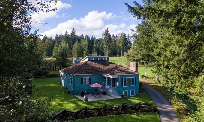 Mill Creek House | Starlight Cottage Offers Cozy Getaway Near Mill Creek, Snohomish, & Woodinville