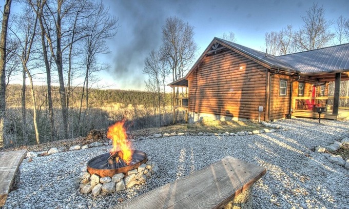Frenchburg Cabin | Starway to Heaven Cabin at Red River Gorge - Hot Tub - Great View