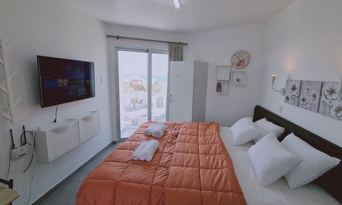 Ayia Napa Apartment | STAT Napa Living 40