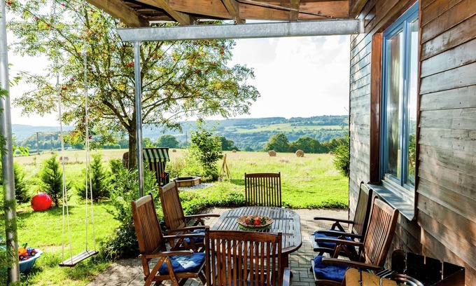 Michelbach Villa | Stately villa with garden