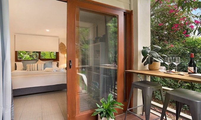 Macmasters Beach House | STAY 3 PAY 2 WINTER DEAL