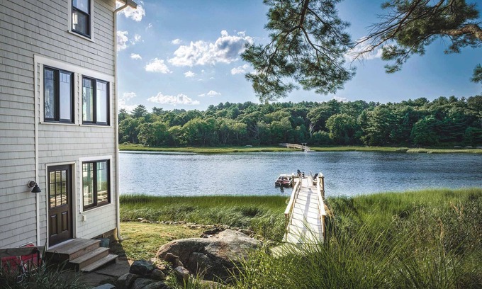 Gloucester House | Stay at Little River