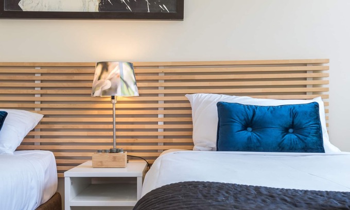 Footscray House | Stay Belgravia - 9 bedroom house