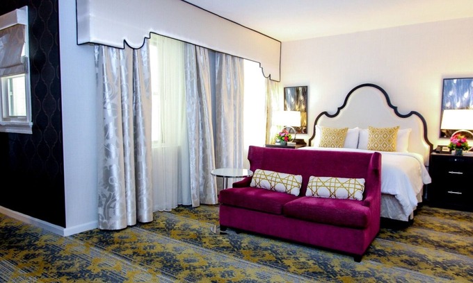 Kalorama Heights Hotel | Stay in a Piece of History: Stately Rooms with Contemporary Amenities