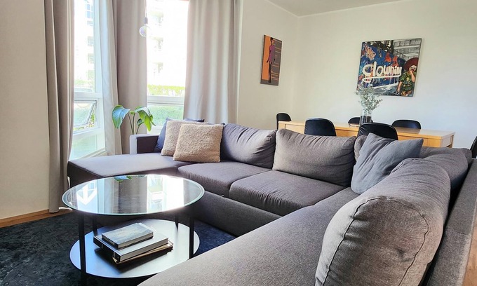 Downtown Apartment | Stay in Comfort, At the Heart of Town