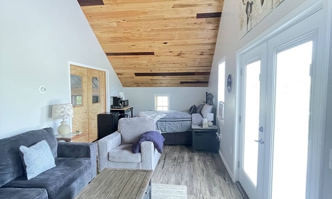 Huntsburg Apartment | Stay in our cozy Maple Syrup Sugarhouse at Butternut Maple Farm