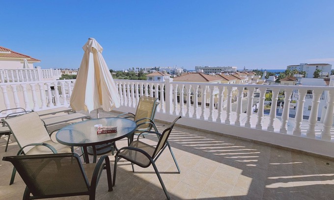 Ayia Napa Apartment | STAY Nissi Blossom Apartment