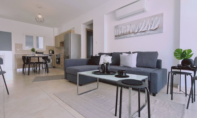 Larnaca Apartment | STAY Novel Apartment