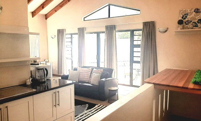 Swellendam Apartment | Stay on Lane Self Catering