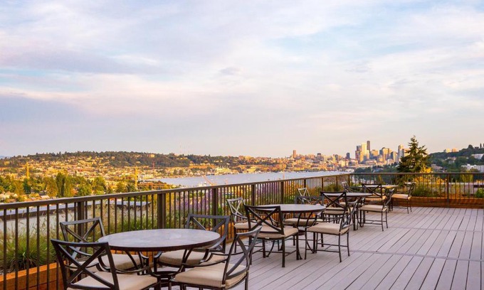 Fremont Hotel | Staybridge Suites Seattle - Fremont by IHG