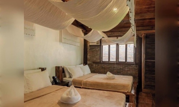 Balabag Villa | Staycation at alta vista