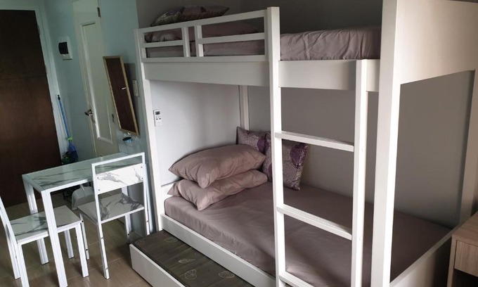 Alabang Apartment | Staycation Unit in Studio City for Rent