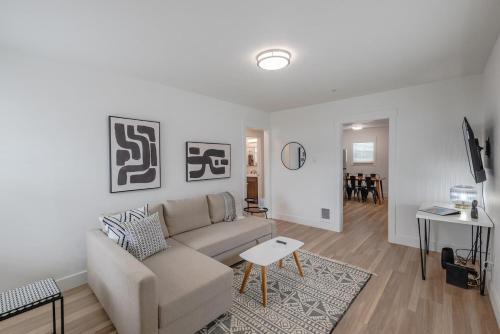 Coos Bay House | #StayinMyDistrict Zen Cottage Coos Bay
