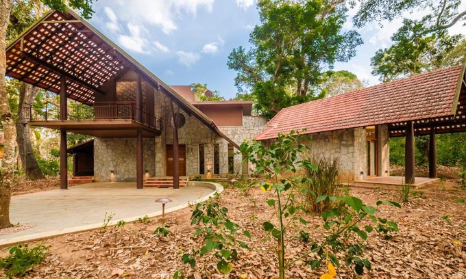 Somvarpet Villa | StayVista at Acacia Villa One - Free Breakfast, Pool, Gym & Indoor Games