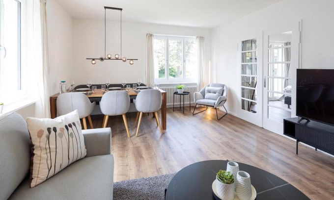 Hirslanden Apartment | STAYY Bijou Balgrist nahe Spital - gratis Parkplatz