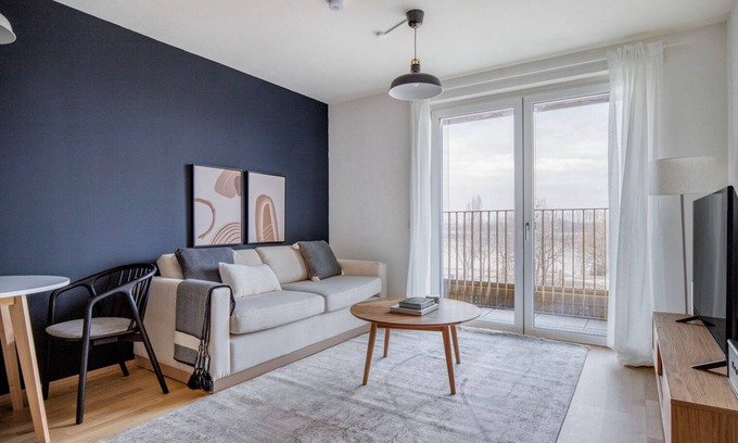 Brigittenau Apartment | Stellar Brigittenau 1BR w/Courtyard & Roof Terrace, by Blueground