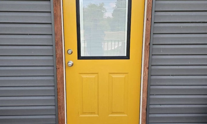 Davis Ski Chalet | Step Inside the Yellow Door – Your Mountain Chalet Escape Awaits