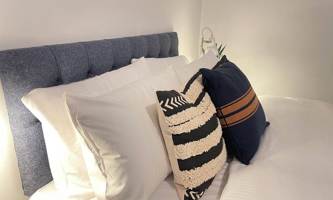 Tower Hamlets House | Stepney Green Gated Area with Parking & Garden