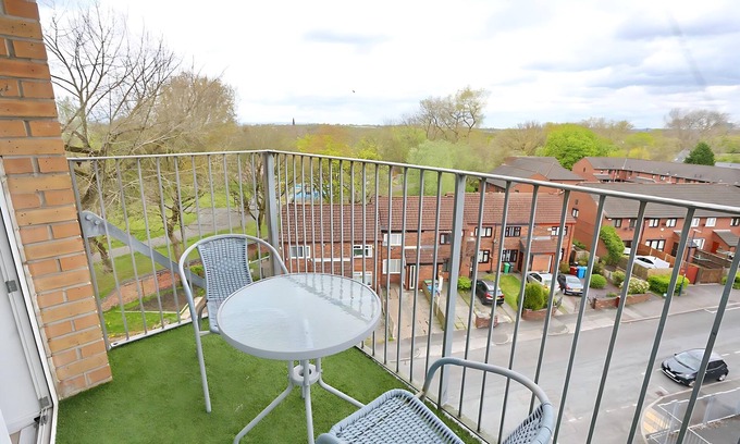 Clayton Apartment | Steps from Coop arena & Etihad stadium