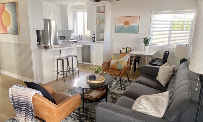 West Newport House | Steps to beach, pier, restaurants and shops. Furnished, monthly rental.