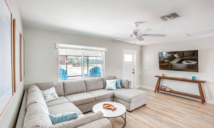 Saint James City House | Steps to Canal: St James City Home w/Dock