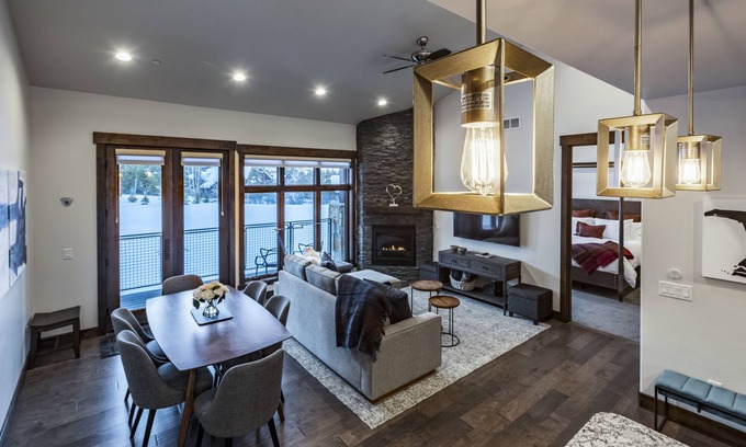 Park City Condo | Steps to Lift: Stay at the WOW Unit: Luxury Mountain View Penthouse: Pool + Spa