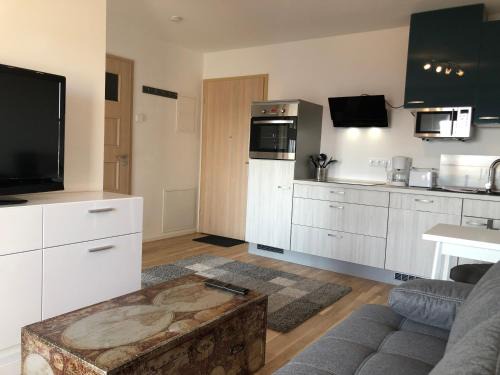 Werder Apartment | Stilvolle Ferien-Geschäftswohnung Brandenburger Seenlandschaft