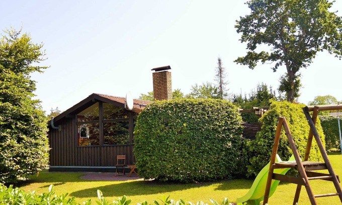 Hunning House | Stolley: Holiday home with garden, fireplace and sauna - Ferienhaus Stolley