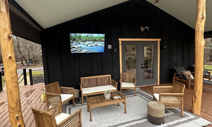Athens Cabin | Stomps & Company River Home 5 Acres, River Front in Athens, GA