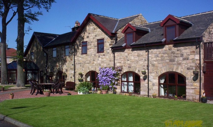 Crawcrook Bed & Breakfast | Stone Cottage