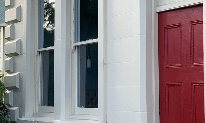 Oamaru House | Stone Cottage in Central Oamaru (No Extra Cleaning Fee)