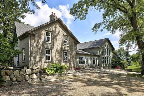 West Grey House | Stone Farm House Spa Retreat