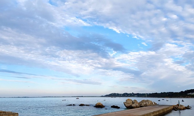 Plouguerneau House | Stone house 300 m from the beach