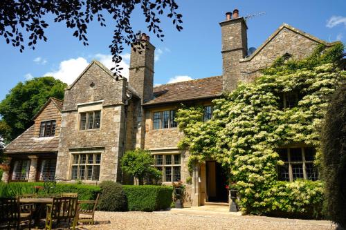 Hawes Hotel | Stone House Hotel