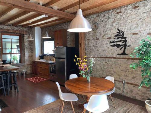 Fergus Apartment | Stone Mill Retreat - Rustic Cozy Getaway with Loft!