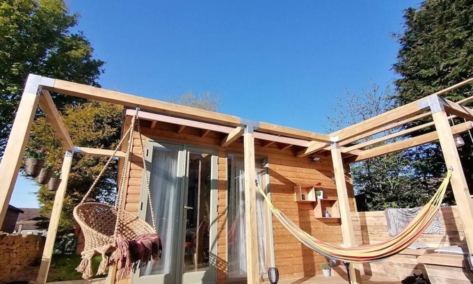Hoylandswaine Cabin | Stone Moor Lodge, Justin's Peak District Base Camp