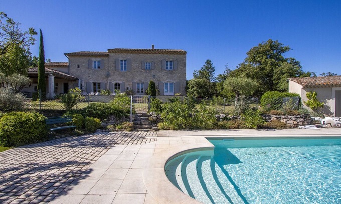 Saint-Restitut Ski Chalet | Stone Provencal farmhouse with panoramic view & swimming pool- Saint-Restitut