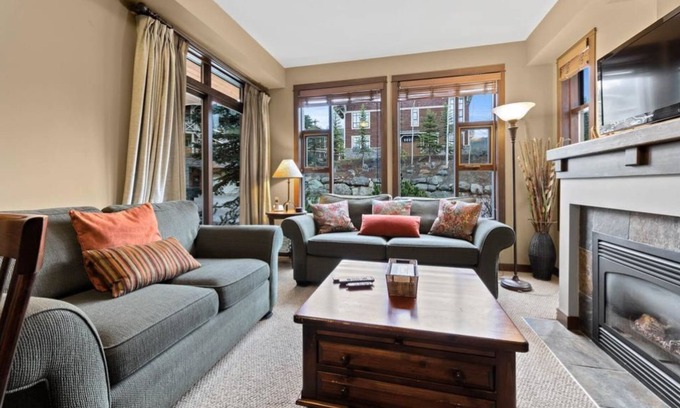 Sun Peaks Condo | Stone's Throw 2: Charming, Ground Level, 2BDRM Condo w/Private Hot Tub