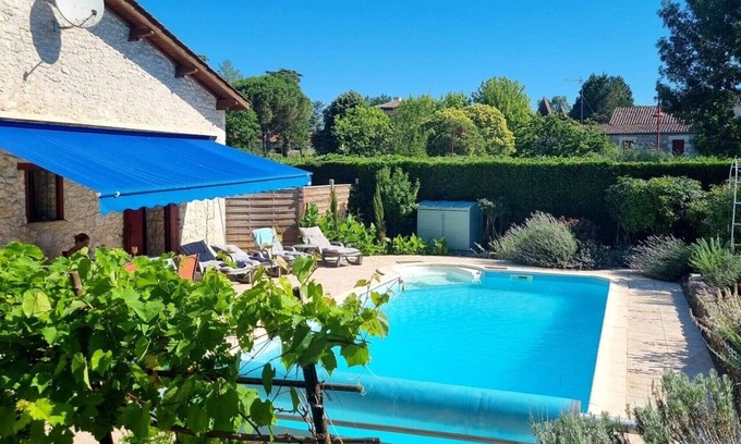 Saint-Sernin Cottage | Stone Village House with Pool in the Heart of Saint Sernin de Duras