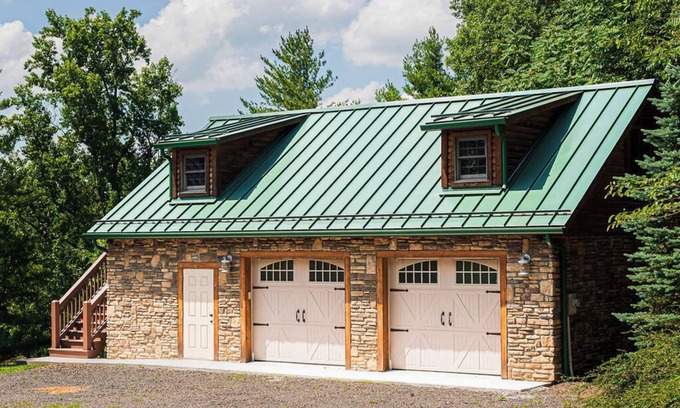 Meadows Of Dan Cabin | Stonewood Manor - Luxury and Cozy Meet. Hot tub