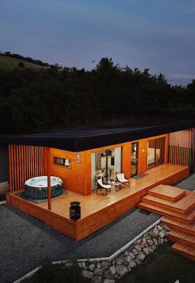 Apahida House | Story Cabin Lake
