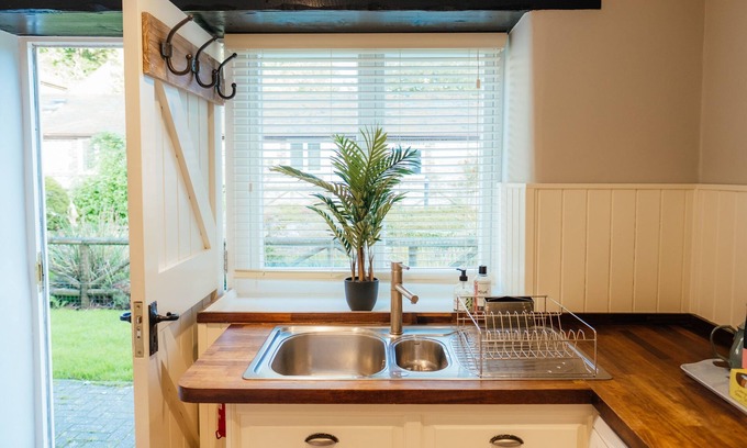 Higher Bockhampton Cottage | Stourcastle - Beautiful Dorset Cottage - Farm Conversion