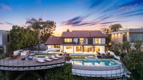 Bel Air Apartment | Stradella View