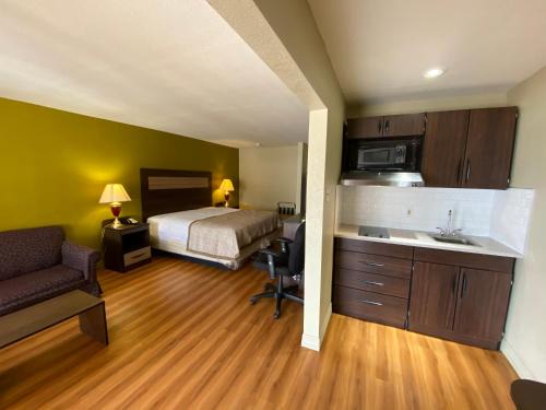 Temple Hotel | Stratford House Inn and Suites Temple